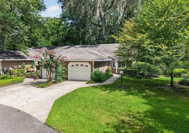Photo 2 of Single family home for sale at 854 Sw 51st Way, Gainesville, FL 32607 | MLS# GC542208 | Listing updated on 2026-08-19