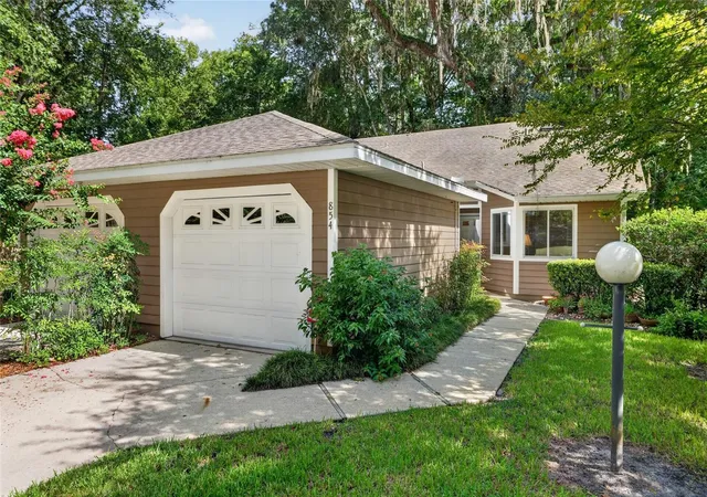 Photo 3 of Single family home for sale at 854 SW 51st Way, Gainesville, FL 32607 | MLS# GC542208 | Listing updated on 2026-08-19