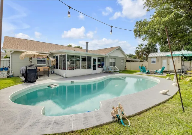 Photo 2 of Single family home for sale at 2952 Carriage Dr, South Daytona, FL 32119 | MLS# NS1088819 | Listing updated on 2026-10-07