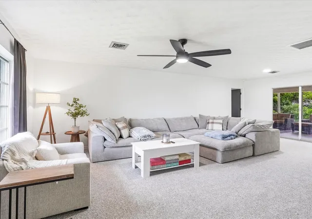 5th image of 7238 Spinnaker Blvd, Englewood, FL 34224 | MLS# C7528798
