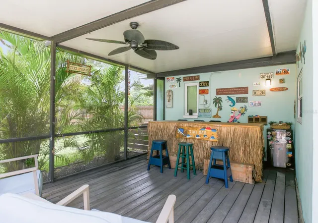 3rd image of 2168 Victoria Dr, Clearwater, FL 33763 | MLS# TB8532591
