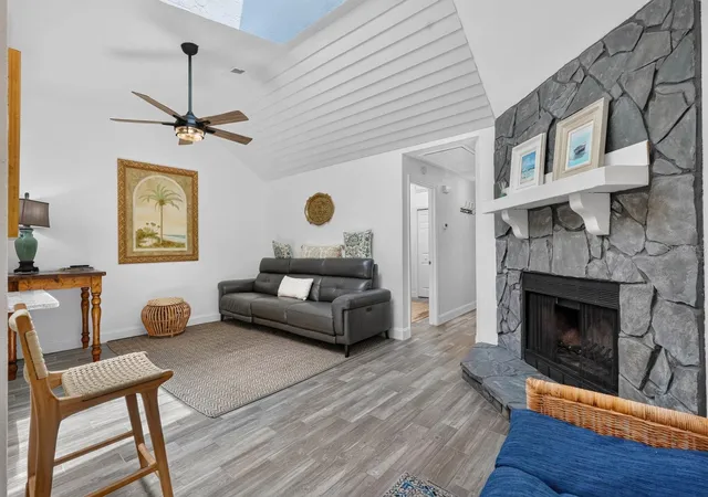 Photo 3 of Townhouse for sale at 5 Arbor Lake Park, Ormond Beach, FL 32174 | MLS# V4950379 | Listing updated on 2026-08-16