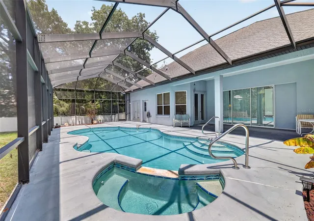 3rd image of 720 Northwest Snug Harbor Road, Crystal River, FL 34428 | MLS# G5115520