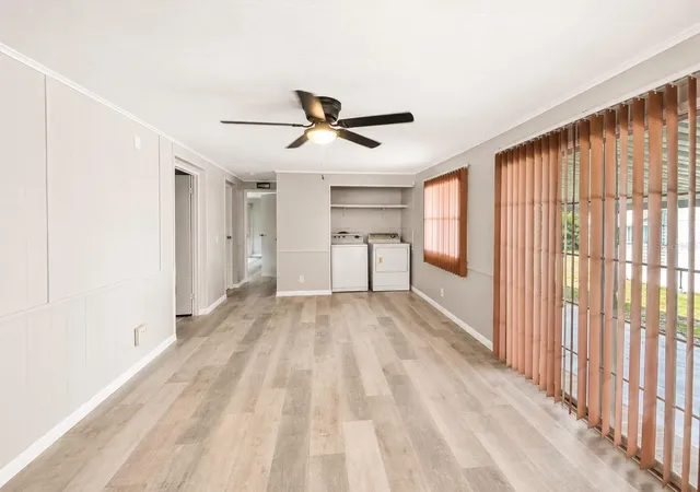 Photo 3 of Manufactured home for sale at 347 Canal Ct, Lake Wales, FL 33859 | MLS# S5154393 | Listing updated on 2026-10-08