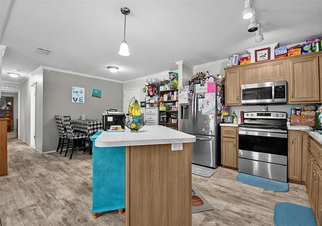 Photo 5 of Manufactured home for sale at 123 Magnolia Dr, Satsuma, FL 32189 | MLS# FC320195 | Listing updated on 2026-08-21