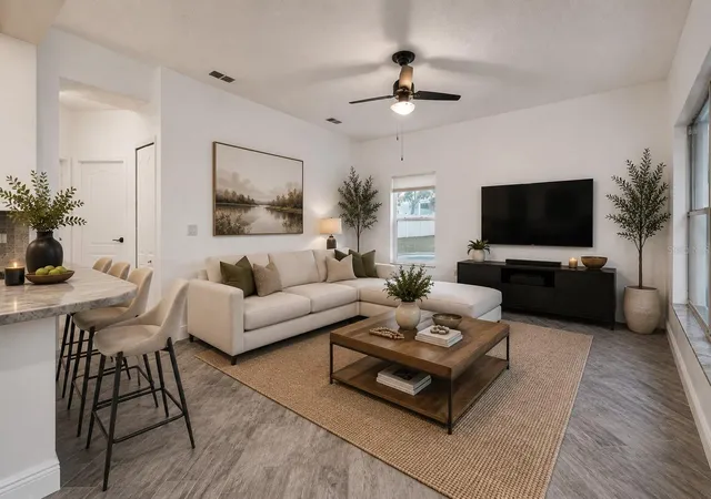 Photo 3 of Single family home for sale at 2031 Wintermere Pointe Dr, Winter Garden, FL 34787 | MLS# O6428109 | Listing updated on 2026-09-01