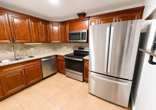Photo 3 of Condo for sale at 1201 S Ocean Dr #314S, Hollywood, FL 33019 | MLS# OM729197 | Listing updated on 2026-08-17