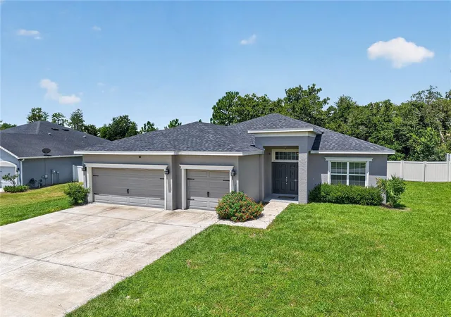 Photo 1 of Single family home for sale at 11370 Sw 57th Avenue, Ocala, FL 34476 | MLS# OM729199 | Listing updated on 2026-09-05