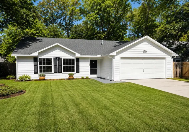 Photo 1 of Sale Pending at 3604 Nw 51st Terrace, Gainesville, FL 32606 | MLS# O6428152 | Listing updated on 2026-09-07