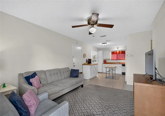 Photo 4 of Sale Pending at 8392 SW 108th Lane, Ocala, FL 34481 | MLS# OM729202 | Listing updated on 2026-09-21