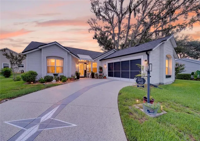 2nd image of 313 Gonzales Pl, Lady Lake, FL 32159 | MLS# G5115549