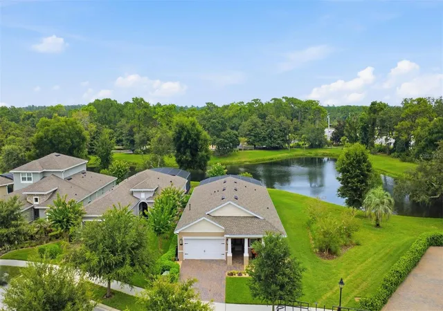 image of 253 Old Moss Cir, Deland, FL 32724 | MLS# V4950400