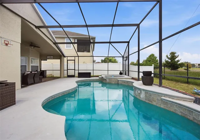 Photo 3 of Single family home for sale at 6539 Cherry Grv Cir, Orlando, FL 32809 | MLS# O6428220 | Listing updated on 2026-09-03