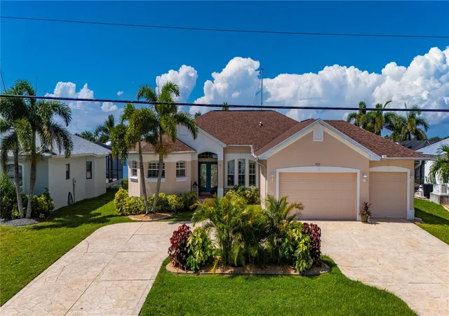 Photo 2 of Sale Pending at 21551 Edgewater Dr, Port Charlotte, FL 33952 | MLS# C7528840 | Listing updated on 2026-08-30