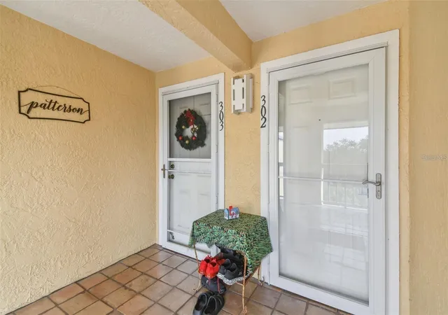 Listing Photo 5 - Condo for sale in building located at 1125 Pinellas Bayway S, ST PETERSBURG, FL 33715 - Unit #302