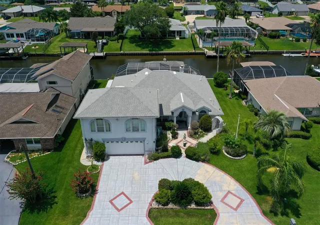 Photo 1 of Single family home for sale at 12 Cloverdale Ct S, Palm Coast, FL 32137 | MLS# FC320228 | Listing updated on 2026-08-22