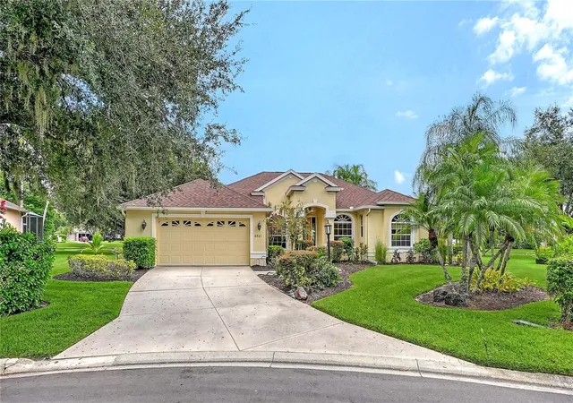 Photo 1 of Single family home for sale at 6521 Sundew Ct, Lakewood Ranch, FL 34202 | MLS# A4701158 | Listing updated on 2026-08-23