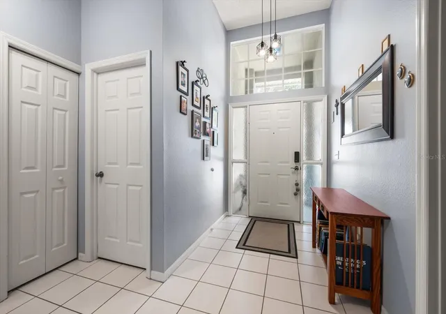 3rd image of 2511 Estancia Blvd, Clearwater, FL 33761 | MLS# TB8533082