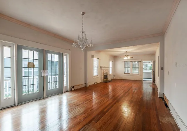 Photo 4 of Sale Pending at 1116 W Line St, Leesburg, FL 34748 | MLS# G5115593 | Listing updated on 2026-10-14