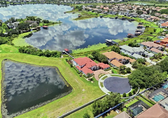 Photo 2 of Single family home for sale at 12102 Montalcino Cir, Windermere, FL 34786 | MLS# O6428441 | Listing updated on 2026-09-02