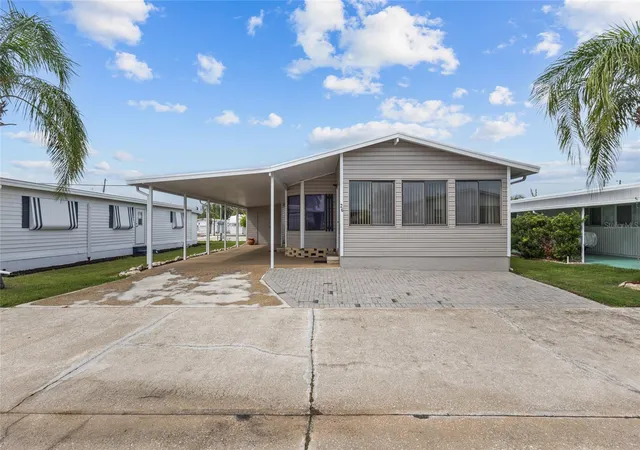 2nd image of 10315 Cortez Rd W #26J, Bradenton, FL 34210 | MLS# TB8533146