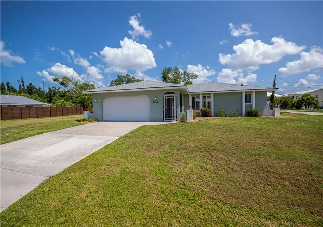 2nd image of 8152 Seashell St, Englewood, FL 34224 | MLS# D6148214