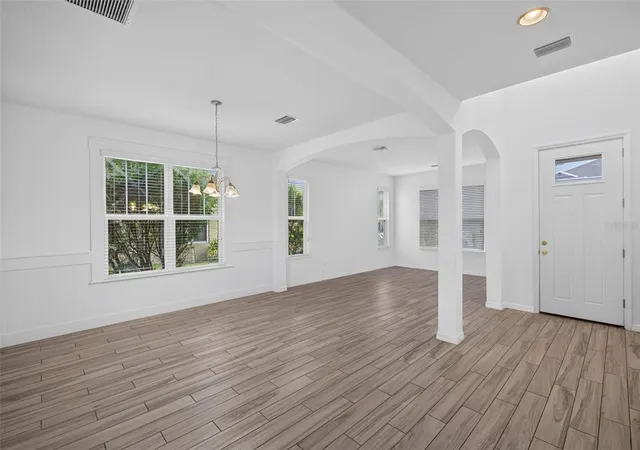 Photo 3 of Single family home for sale at 5934 Anise Dr, Sarasota, FL 34238 | MLS# C7528876 | Listing updated on 2026-08-26