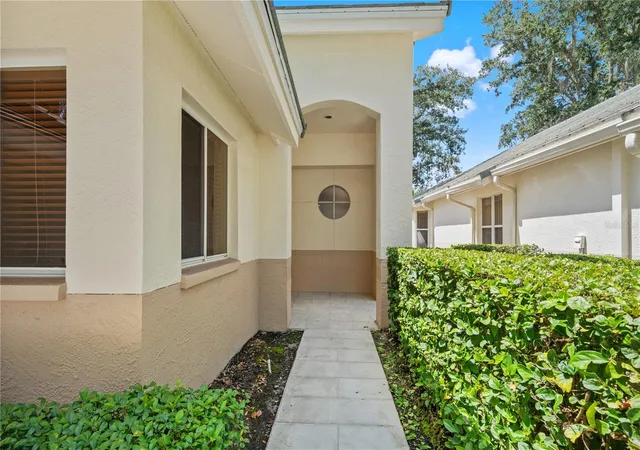 5th image of 6005 Fairway Palms Ct, Tampa, FL 33647 | MLS# TB8533234