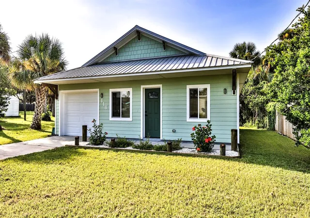 Photo 2 of Single family home for sale at 118 Snyder St, Edgewater, FL 32132 | MLS# NS1088849 | Listing updated on 2026-08-17