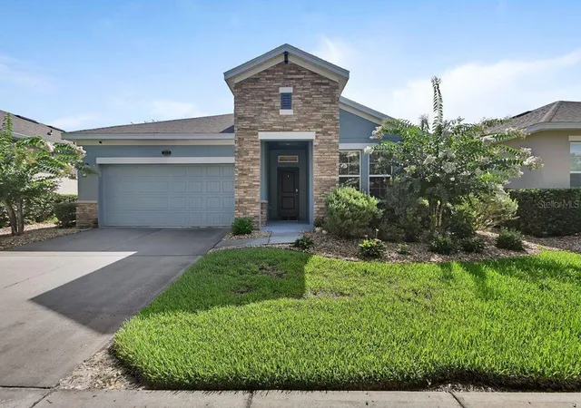 1st image of 217 W Cherry Pl, Deland, FL 32724 | MLS# O6428661