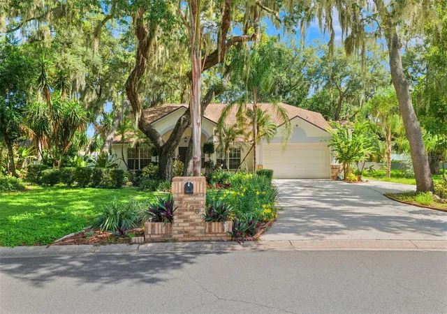 5th image of 2770 Buckhorn Oaks Dr, Valrico, FL 33594 | MLS# TB8533342