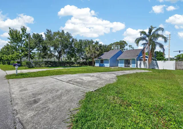 4th image of 58 Bradmore Ln #A, Palm Coast, FL 32137 | MLS# FC320256