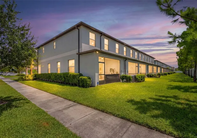 4th image of 7201 Sweet Alyssum Ct Ct, Tampa, FL 33619 | MLS# TB8533375