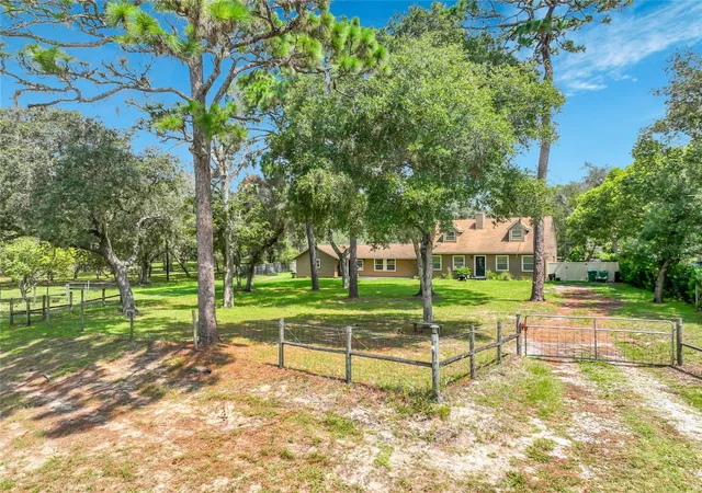 4th image of 670 E State Road 46, Geneva, FL 32732 | MLS# O6428724