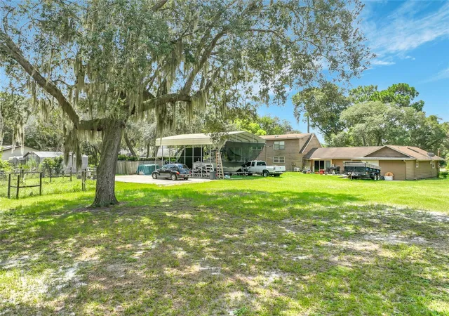 5th image of 670 E State Road 46, Geneva, FL 32732 | MLS# O6428724
