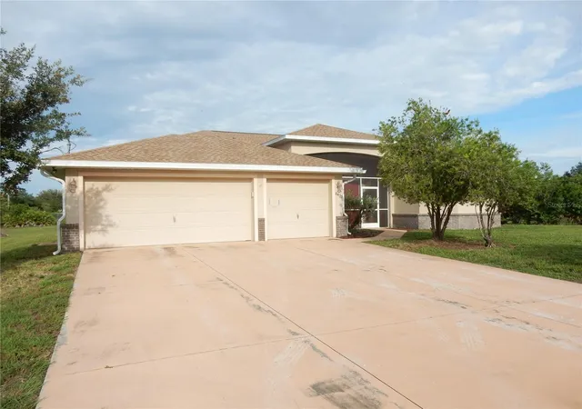 3rd image of 8430 Acorn Blvd, Punta Gorda, FL 33982 | MLS# C7528913