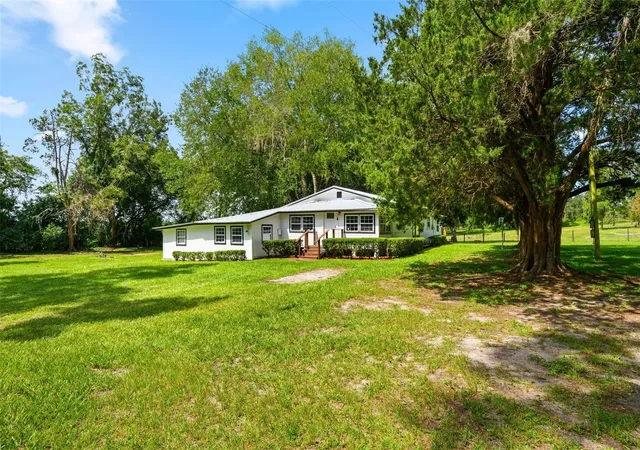 3rd image of 6218 Sw 202Nd St, Newberry, FL 32669 | MLS# GC542285