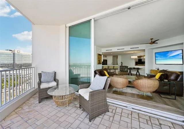 3rd image of 1771 Ringling Blvd, Sarasota, FL 34236