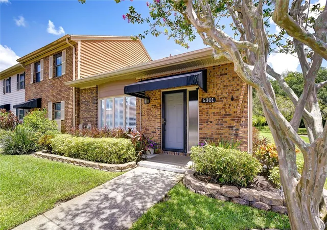 5th image of 5301 Bradbury Ct, Tampa, FL 33624 | MLS# TB8533508