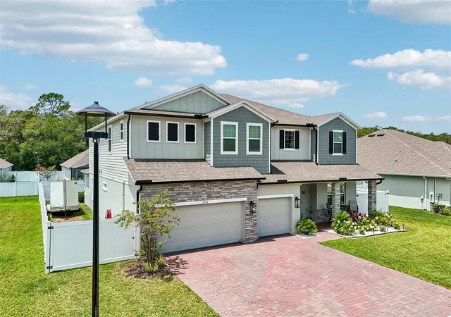 Photo 3 of Single family home for sale at 2236 Elegant Manor Cir, Edgewater, FL 32141 | MLS# O6428868 | Listing updated on 2026-08-19