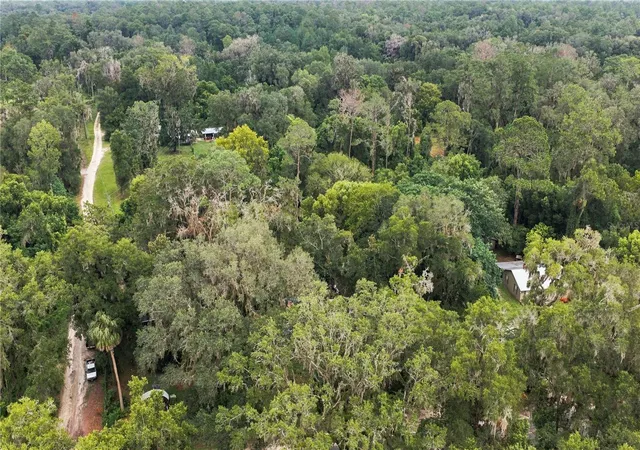 10th image of 327 Se County Road 234, Gainesville, FL 32641 | MLS# OM729352