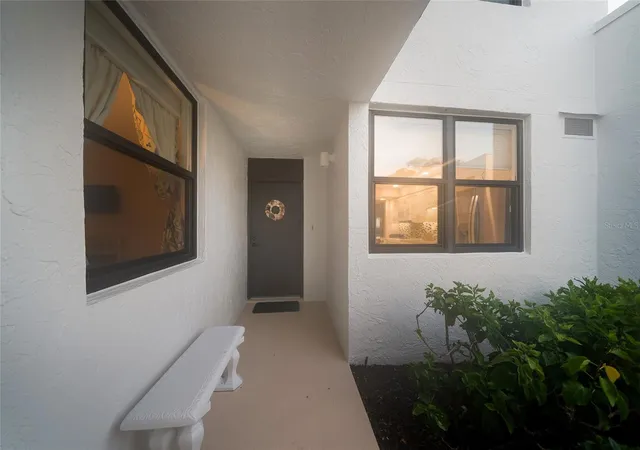 4th image of 713 Bayport Wy, LONGBOAT KEY, FL 34228