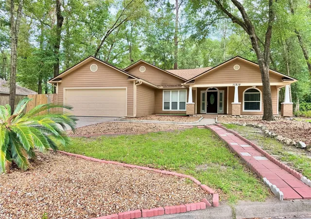 1st image of 11512 Nw 13th Ln, Gainesville, FL 32606 | MLS# GC542298