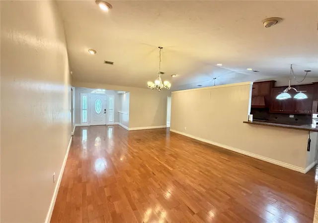 4th image of 11512 Nw 13Th Ln, Gainesville, FL 32606 | MLS# GC542298