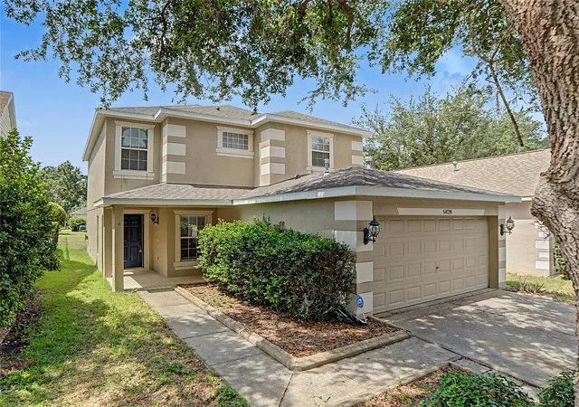 Photo 1 of Single family home for sale at 5828 Wrenwater Dr, Lithia, FL 33547 | MLS# TB8533611 | Listing updated on 2026-10-02