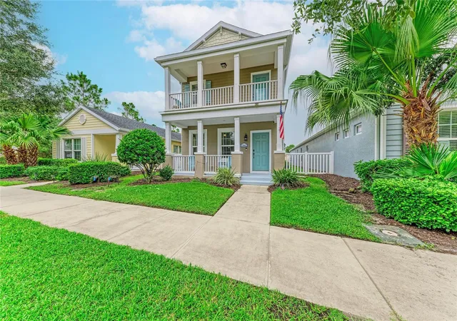 Photo 5 of Single family home for sale at 12662 Shimmering Oak Cir, Venice, FL 34293 | MLS# A4701362 | Listing updated on 2026-09-01