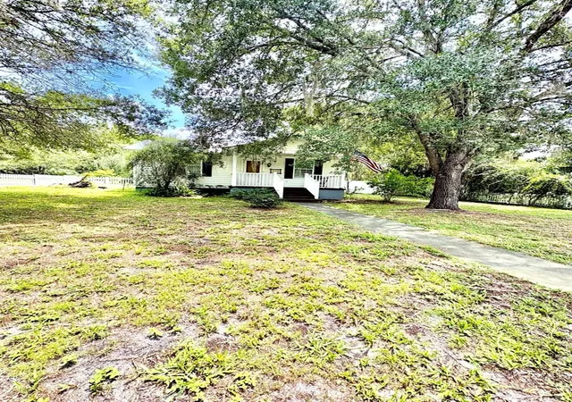 1st image of 16 52nd St, Yankeetown, FL 34498 | MLS# TB8533643
