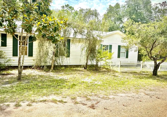 3rd image of 16 52Nd St, Yankeetown, FL 34498 | MLS# TB8533643
