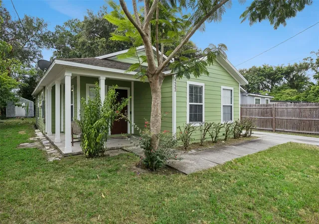Photo 1 of Sale Pending at 4532 Huppel Ave, Orlando, FL 32811 | MLS# G5115672 | Listing updated on 2026-09-02