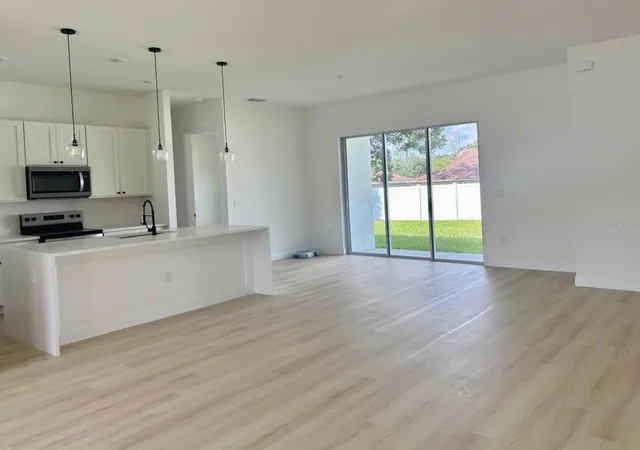 Photo 5 of Single family home for sale at 13855 SW 33rd Court Rd, Ocala, FL 34473 | MLS# O6428979 | Listing updated on 2026-08-31